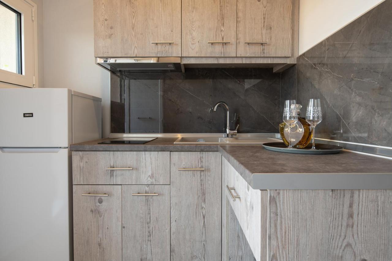 טורוני Sunset Studios - Suites With Seaview & Back Side Apartements מראה חיצוני תמונה